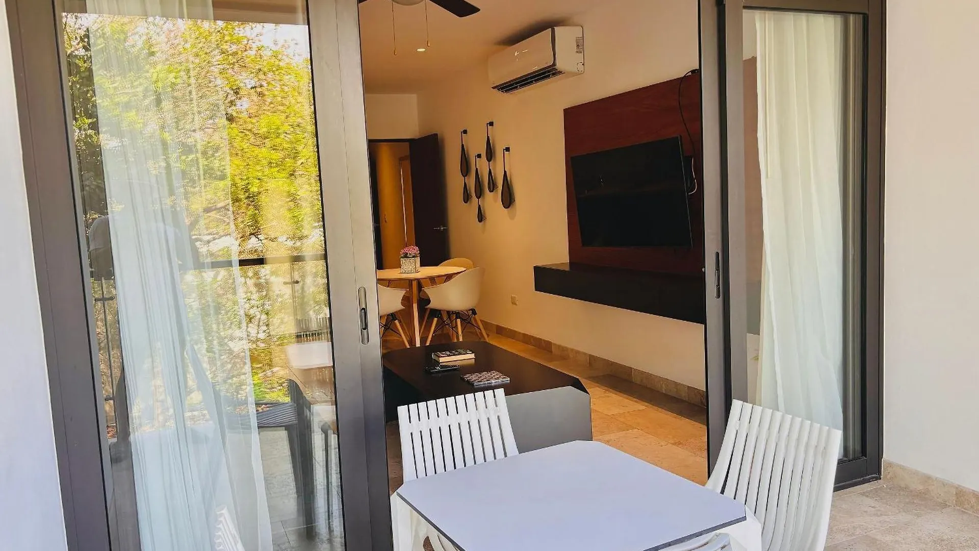 Ipana 114C Fall In Love With Playa Del Carmen